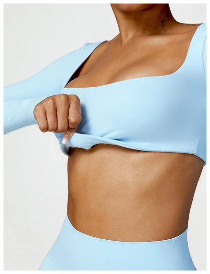 ELEVATE LONG SLEEVE CROP SKY BLUE