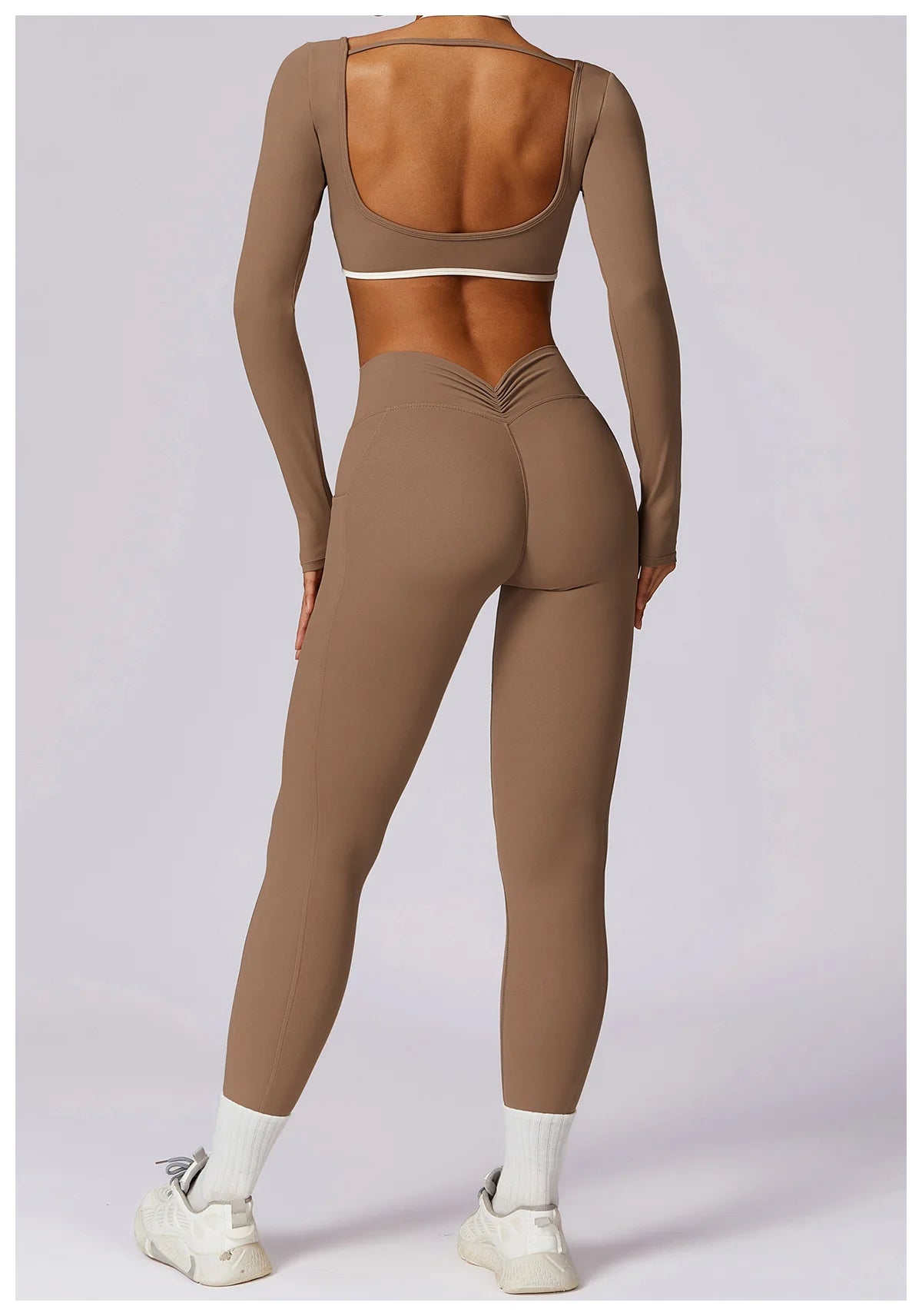 AURA LONG SLEEVE CROP MOCHA