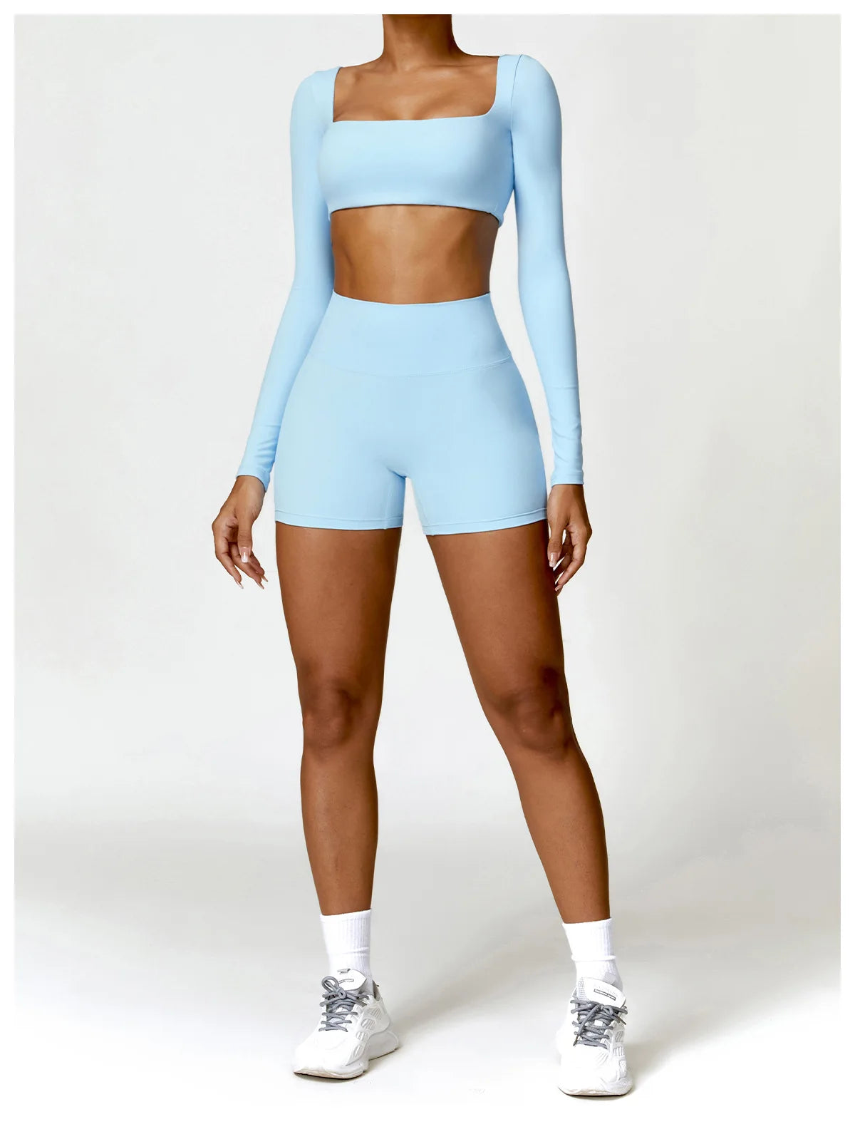 ELEVATE LONG SLEEVE CROP SKY BLUE