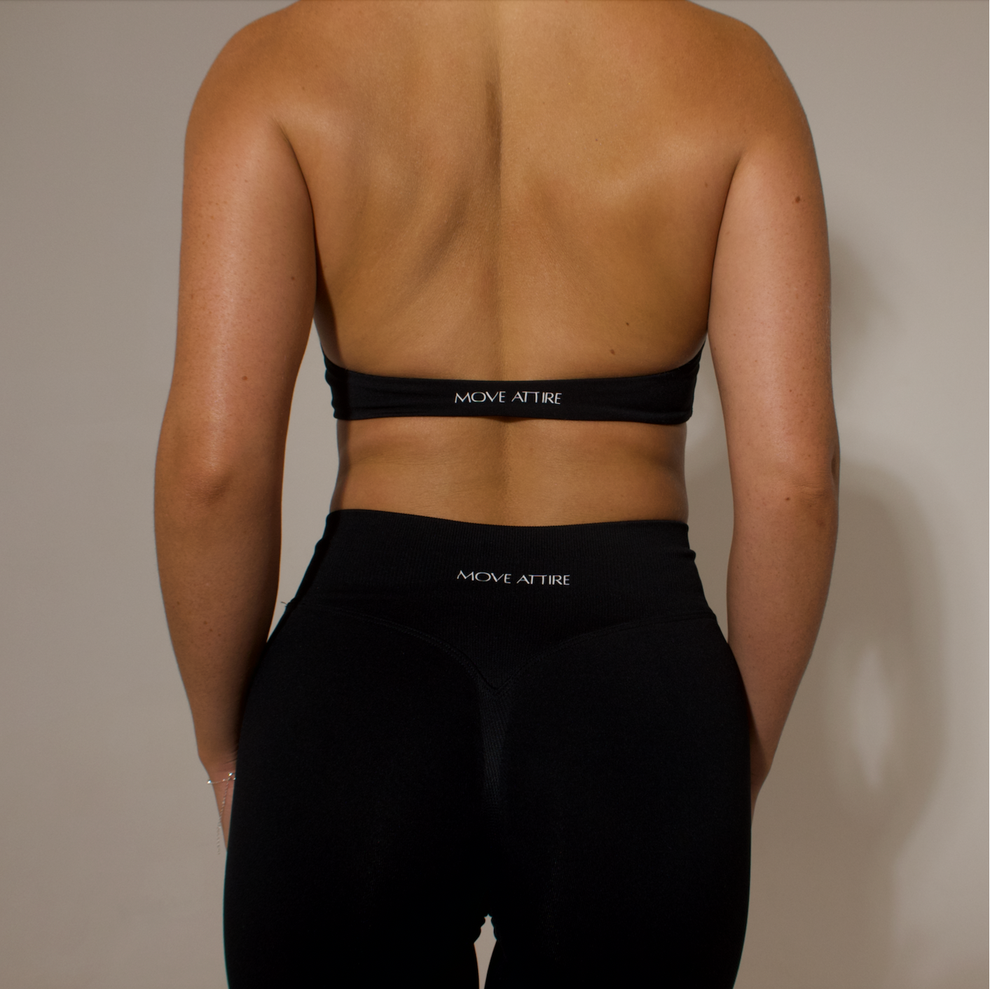 Halter Crop - Black