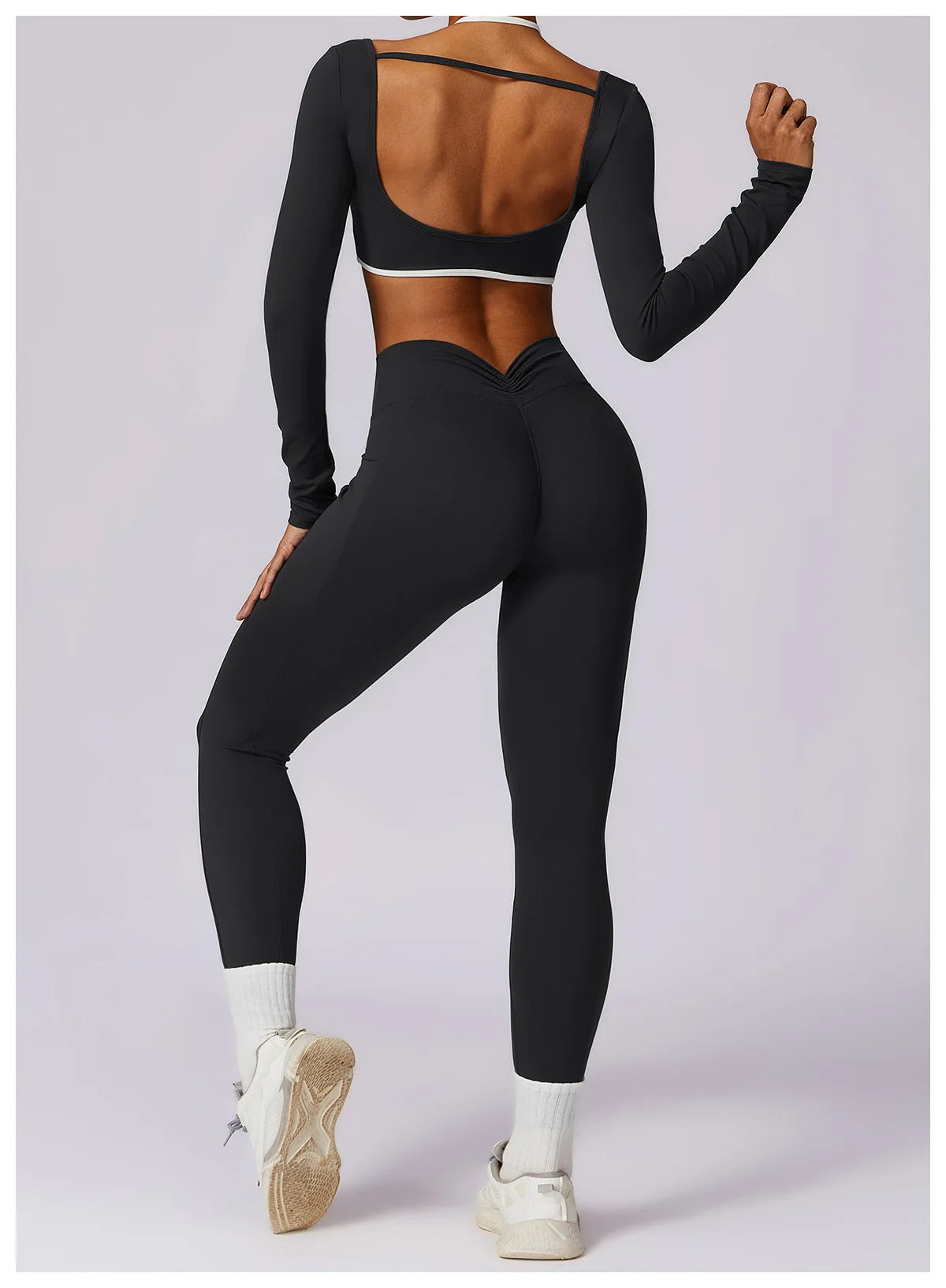 AURA LONG SLEEVE CROP BLACK