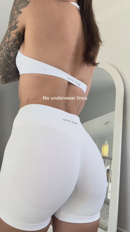 Sculpt Seamless Short - White